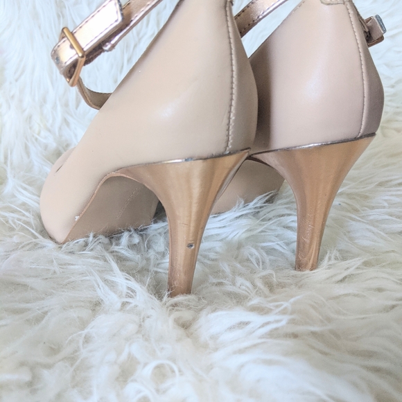 BCBGeneration Peep-toe Heels - Picture 4 of 9